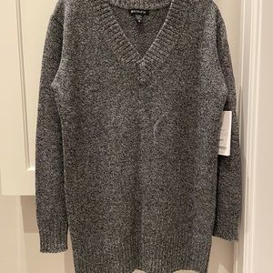 Athleta sweater